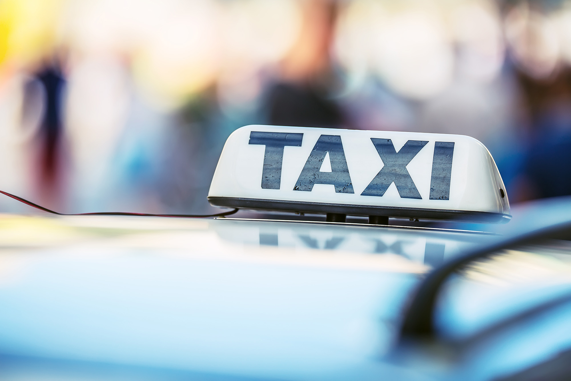 Dantaxi 67 ApS logo